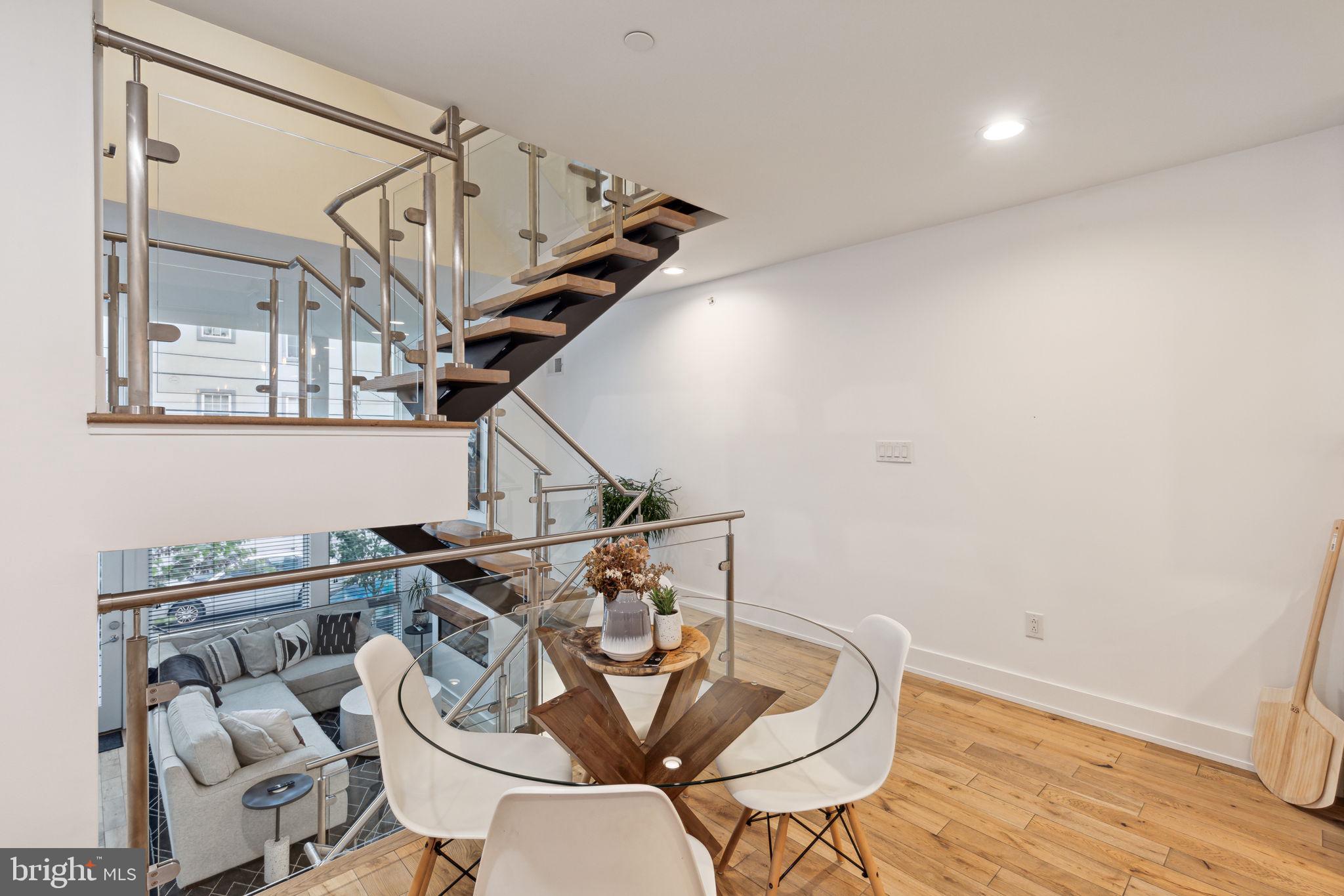 1502 N HANCOCK ST