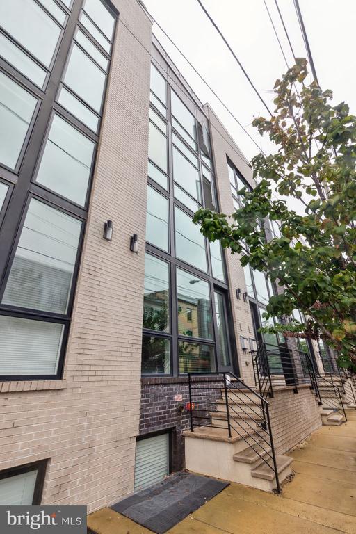 1502 N HANCOCK ST