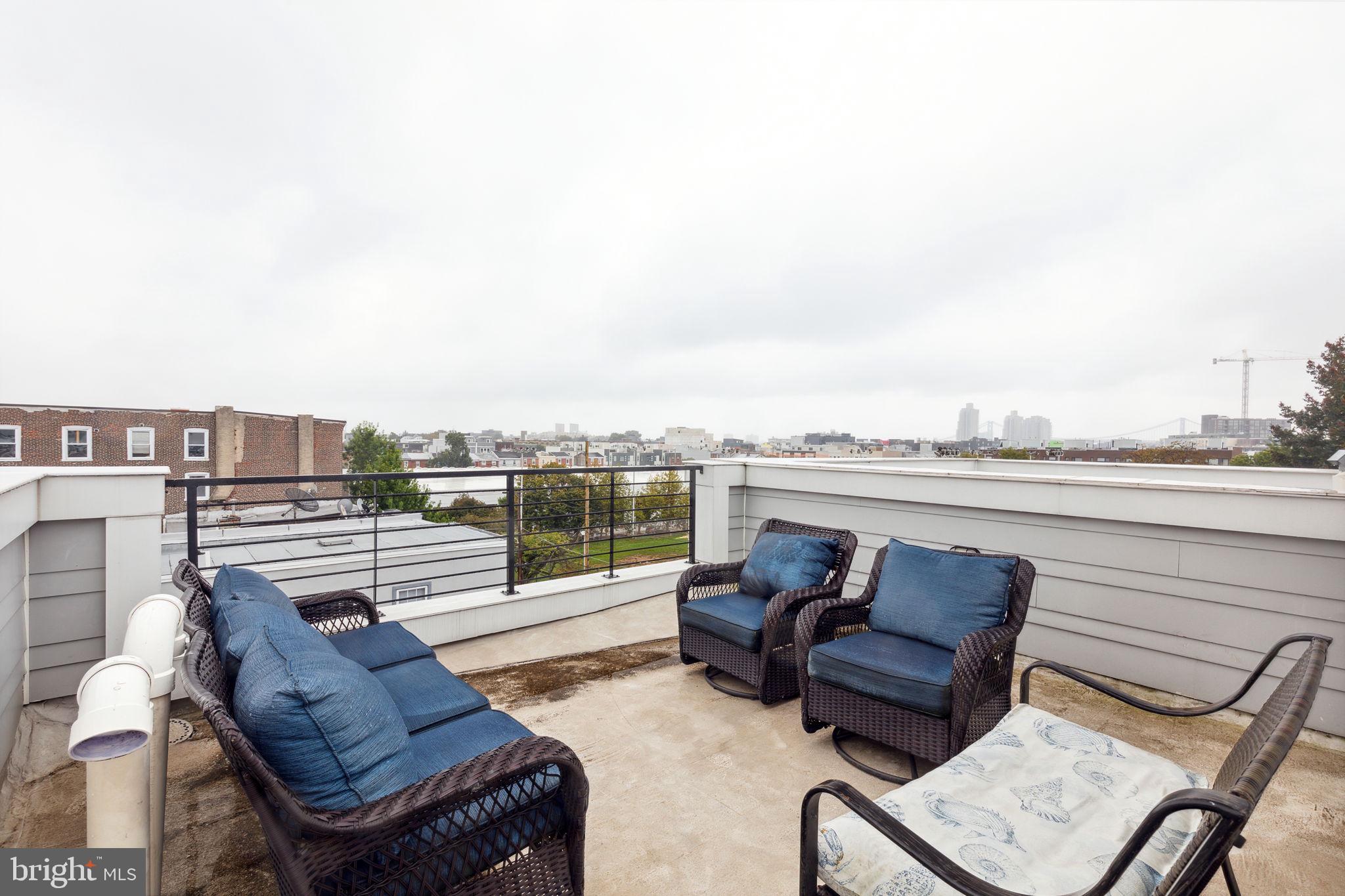 1502 N HANCOCK ST