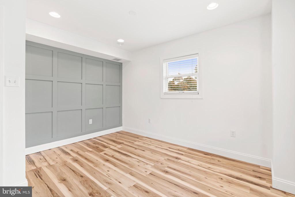 377 LEROY STREET