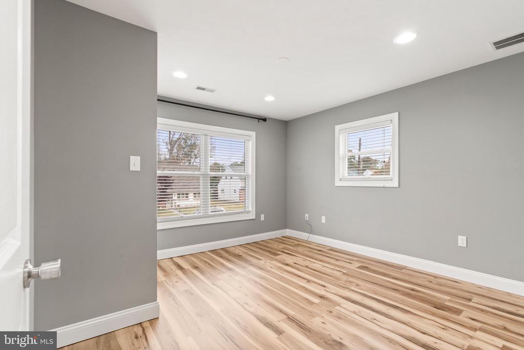 377 LEROY STREET