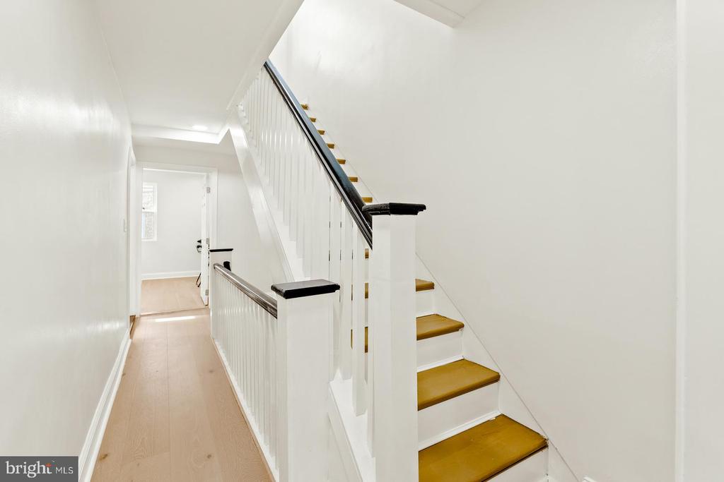1316 S 6TH STREET