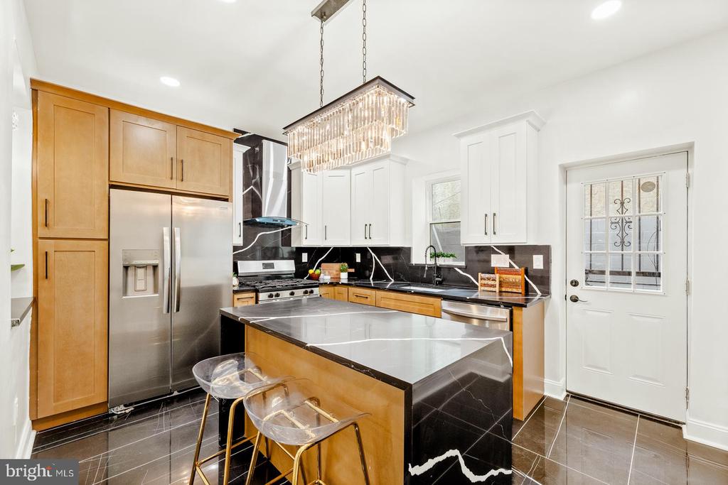 1316 S 6TH STREET