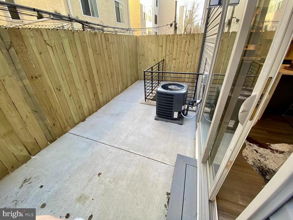 765 N UBER STREET Unit: 1