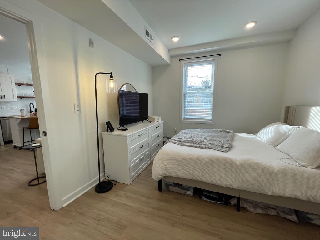 630 S 19TH STREET Unit: 2R
