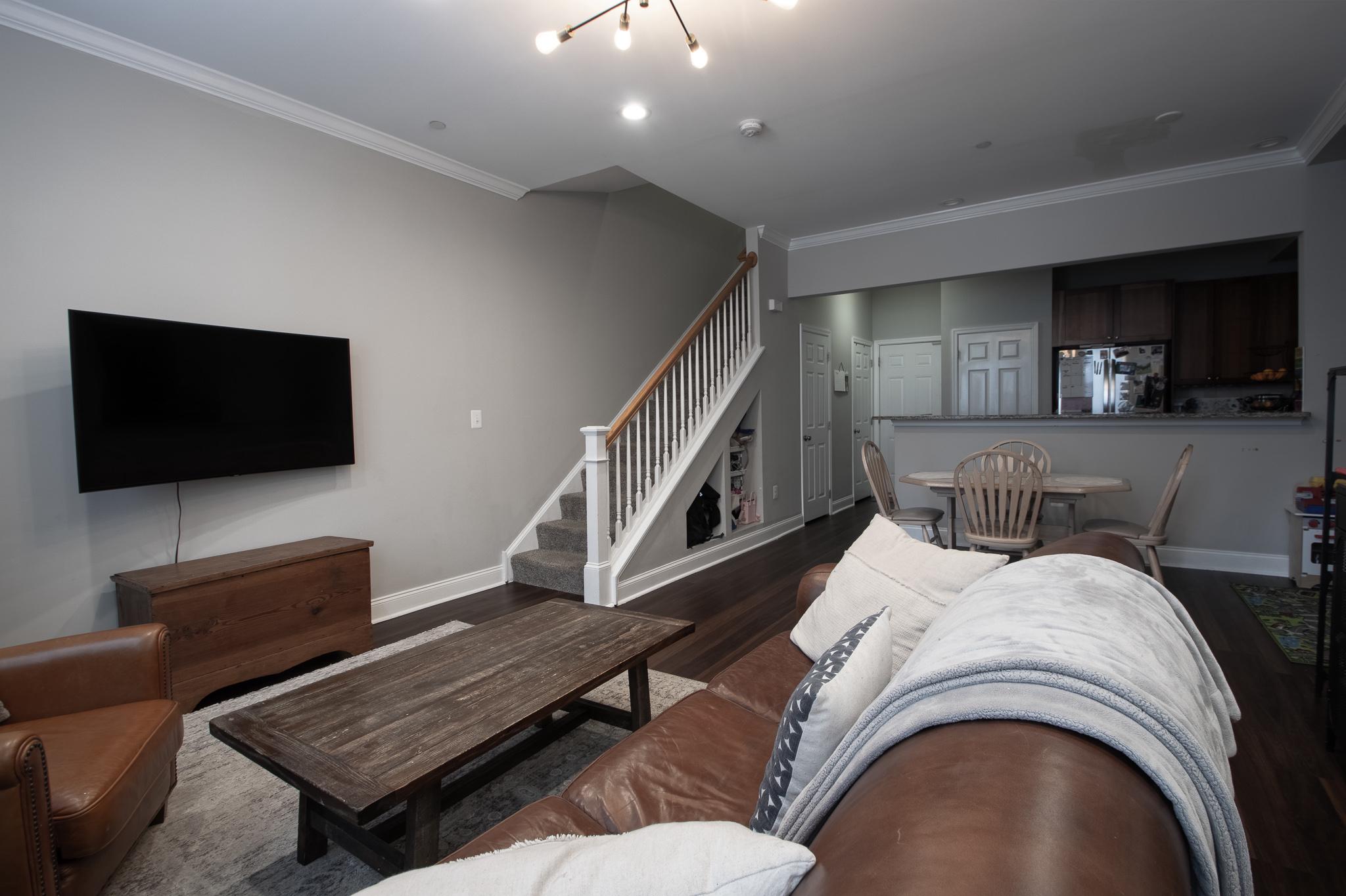 206 CAPTAINS WAY