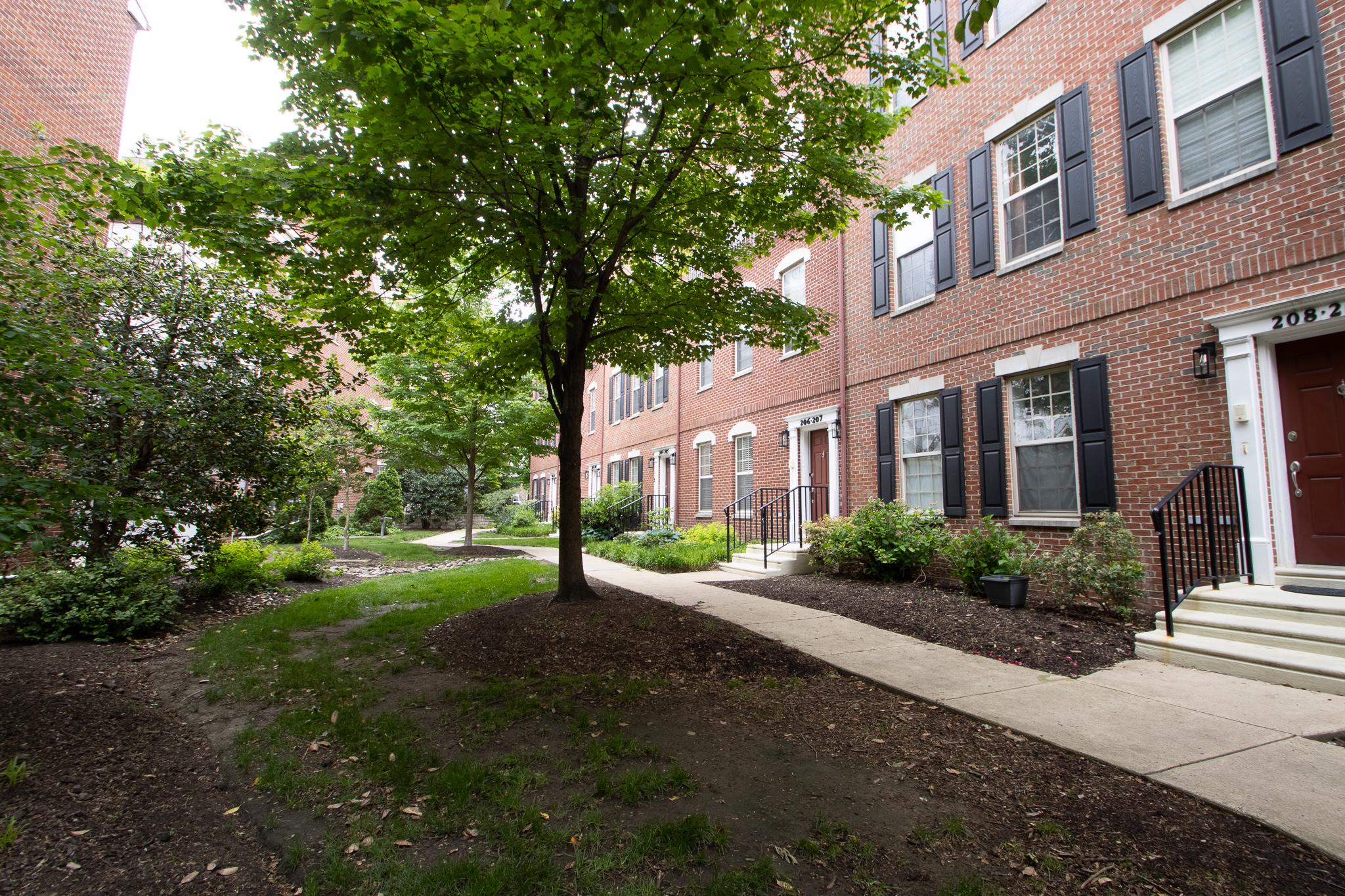 206 CAPTAINS WAY