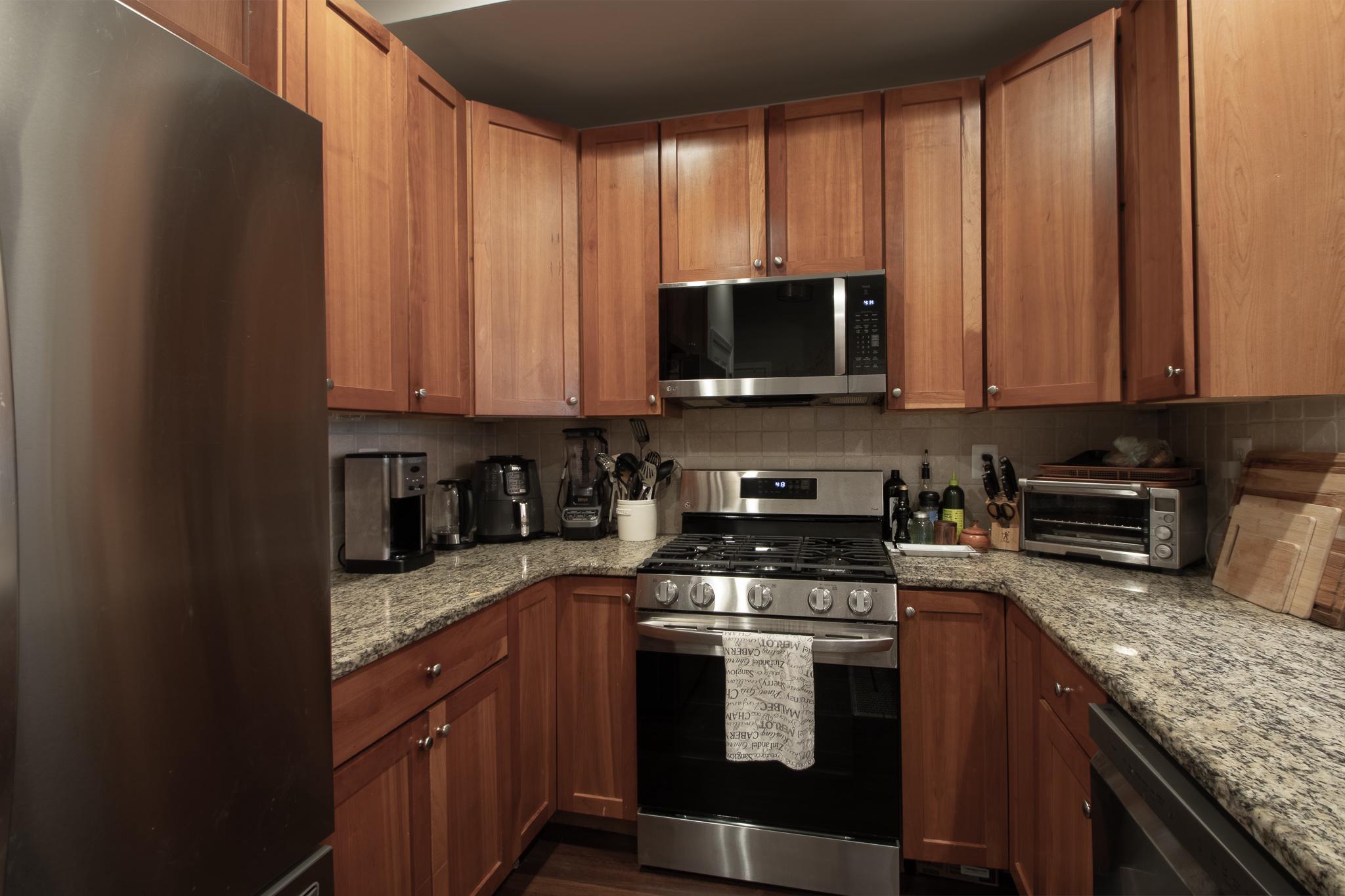 206 CAPTAINS WAY