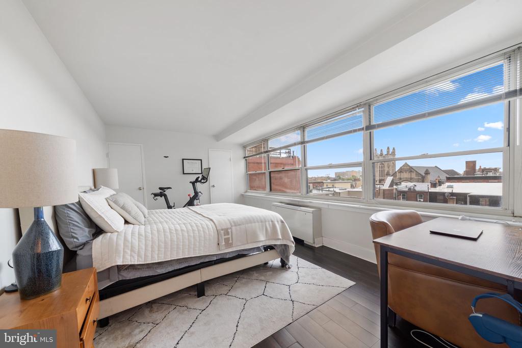 1810 RITTENHOUSE SQUARE 610