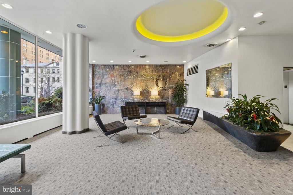 1810 RITTENHOUSE SQUARE 610