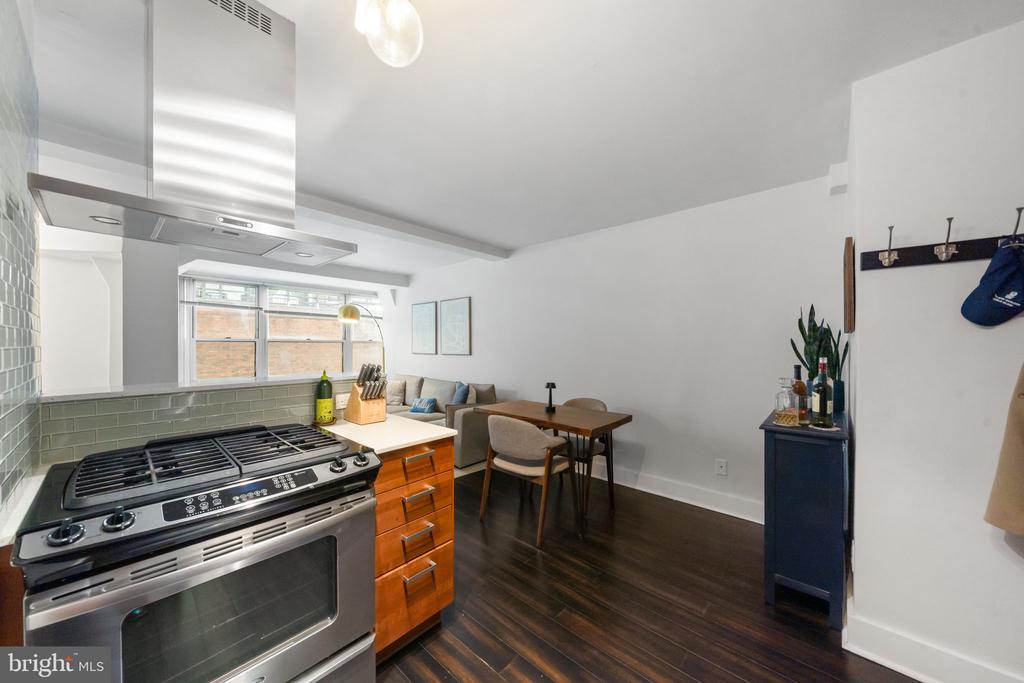 1810 RITTENHOUSE SQUARE 610