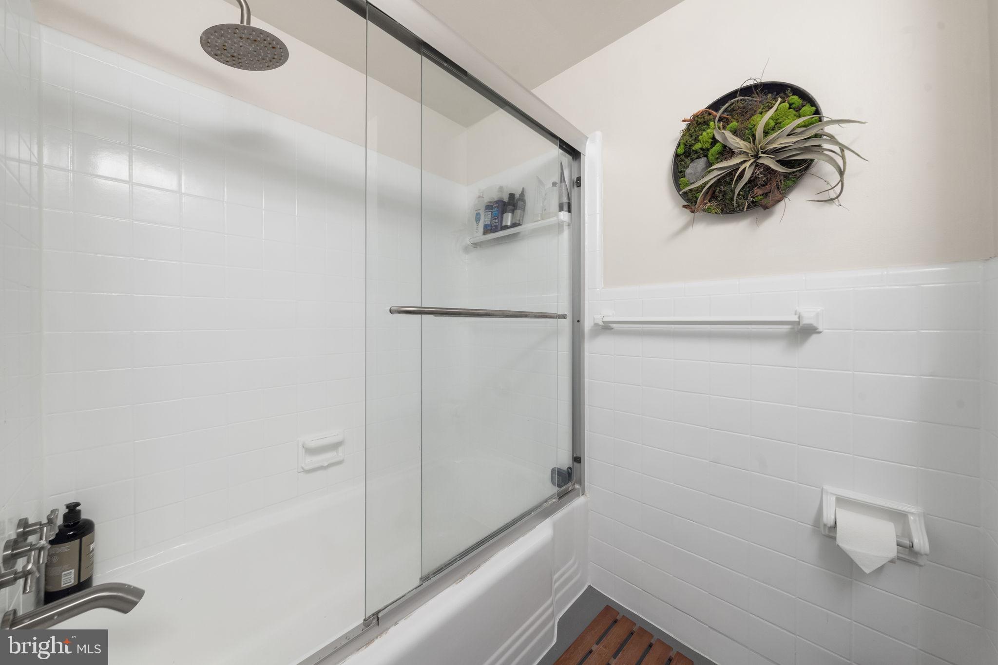 1810 RITTENHOUSE SQUARE 610