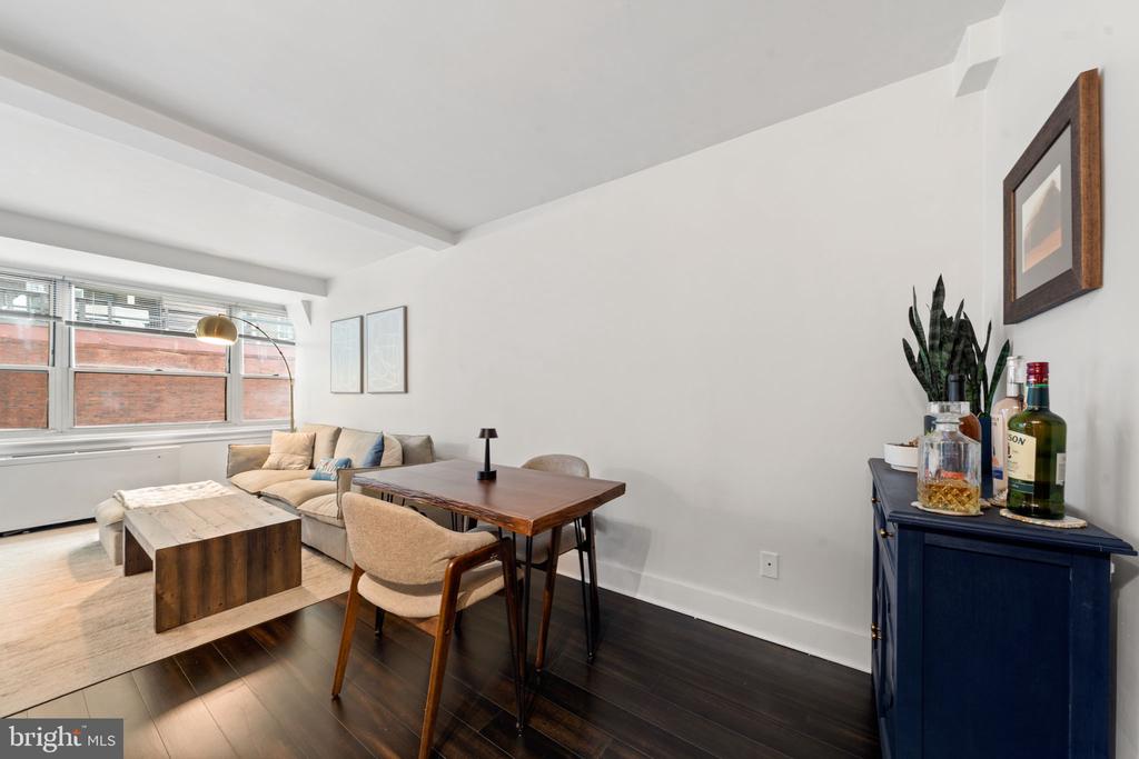 1810 RITTENHOUSE SQUARE 610