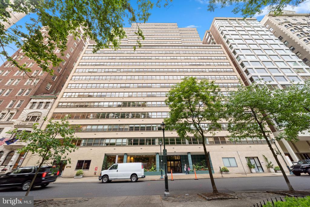 1810 RITTENHOUSE SQUARE 610