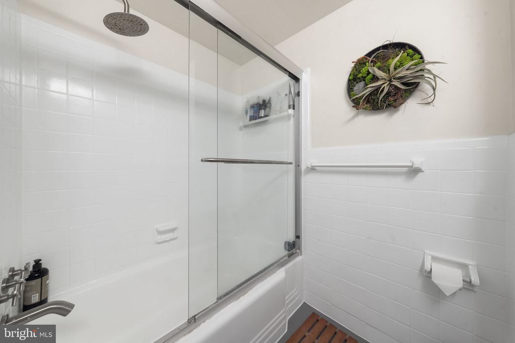 1810 RITTENHOUSE SQUARE 610