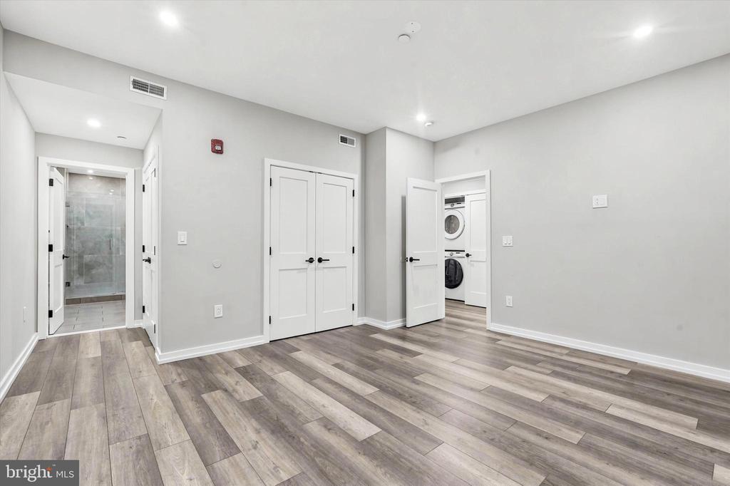 2412 INNOVATOR WAY Unit: 4