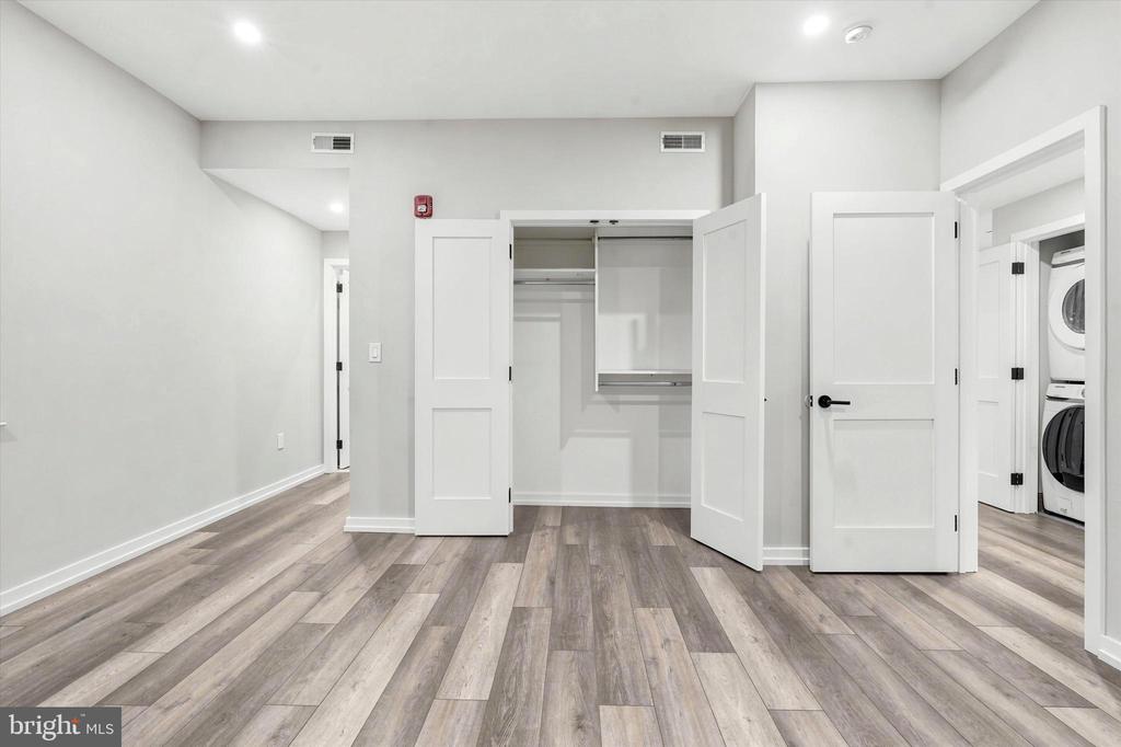 2412 INNOVATOR WAY Unit: 4