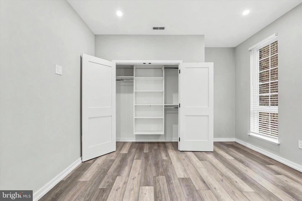 2412 INNOVATOR WAY Unit: 4