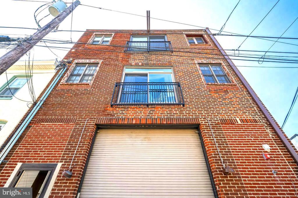 207 Rector Street Unit 2r Philadelphia PA