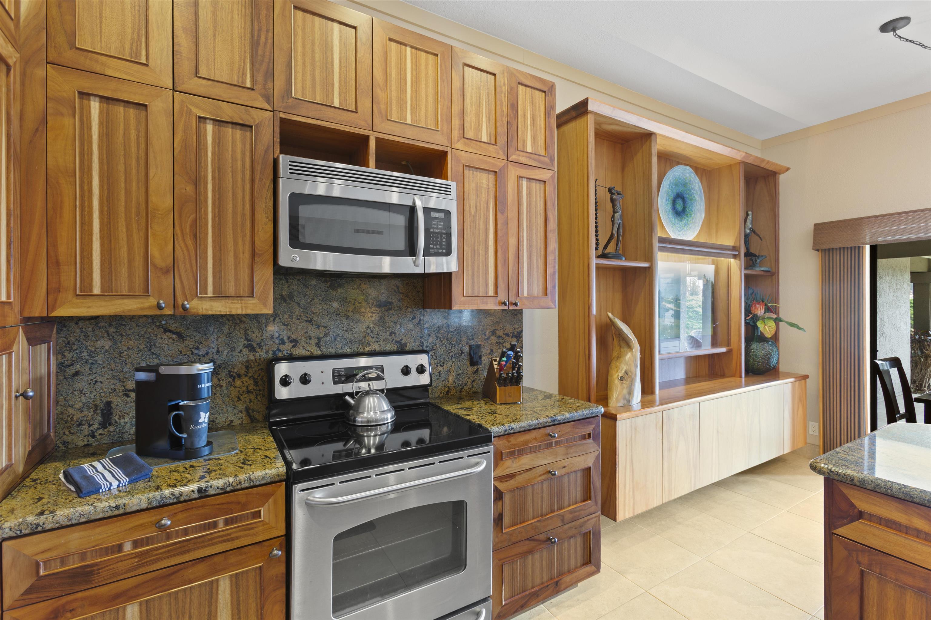 500 Kapalua Dr Unit: 11P3-4