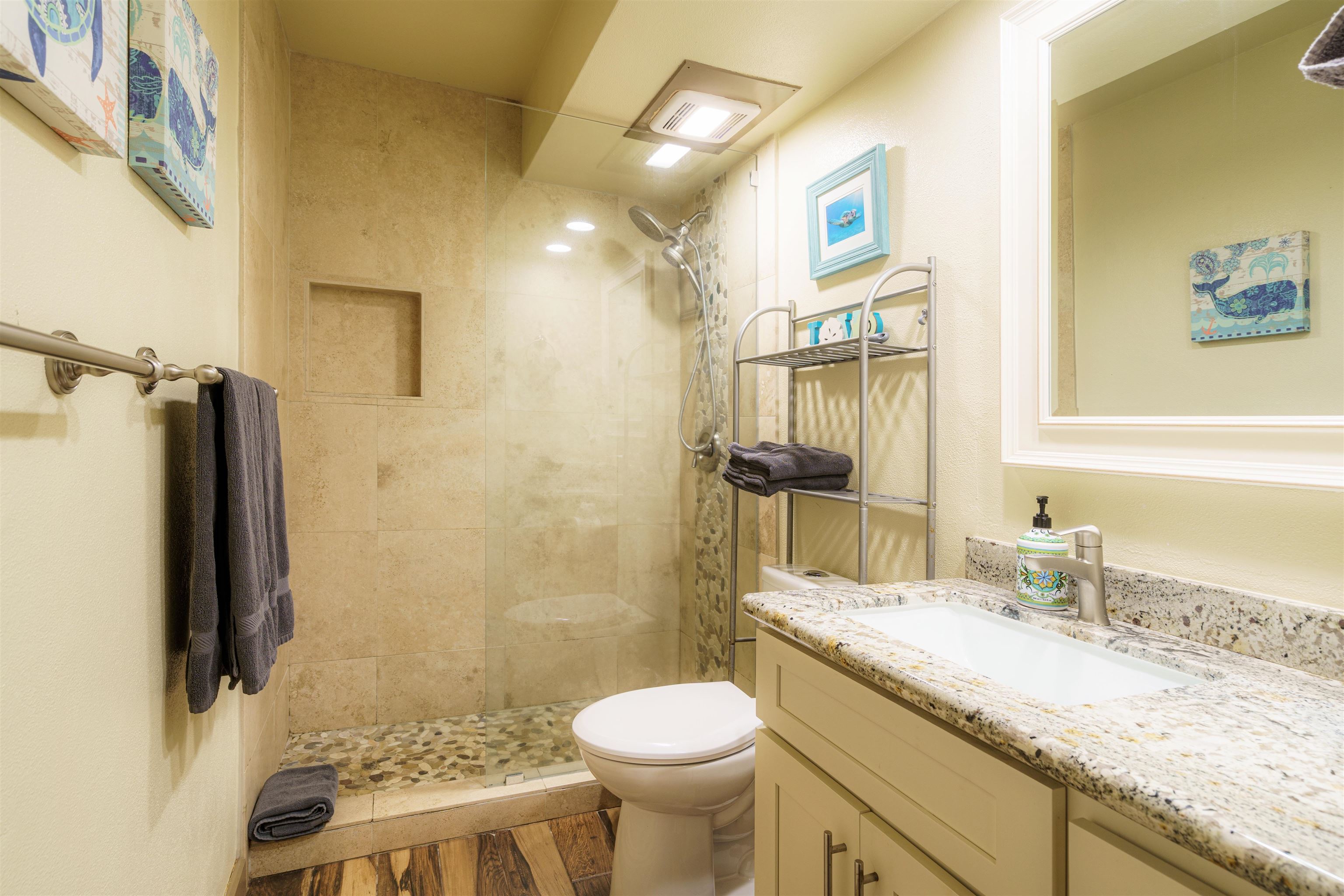 50 Hauoli St Unit: 106