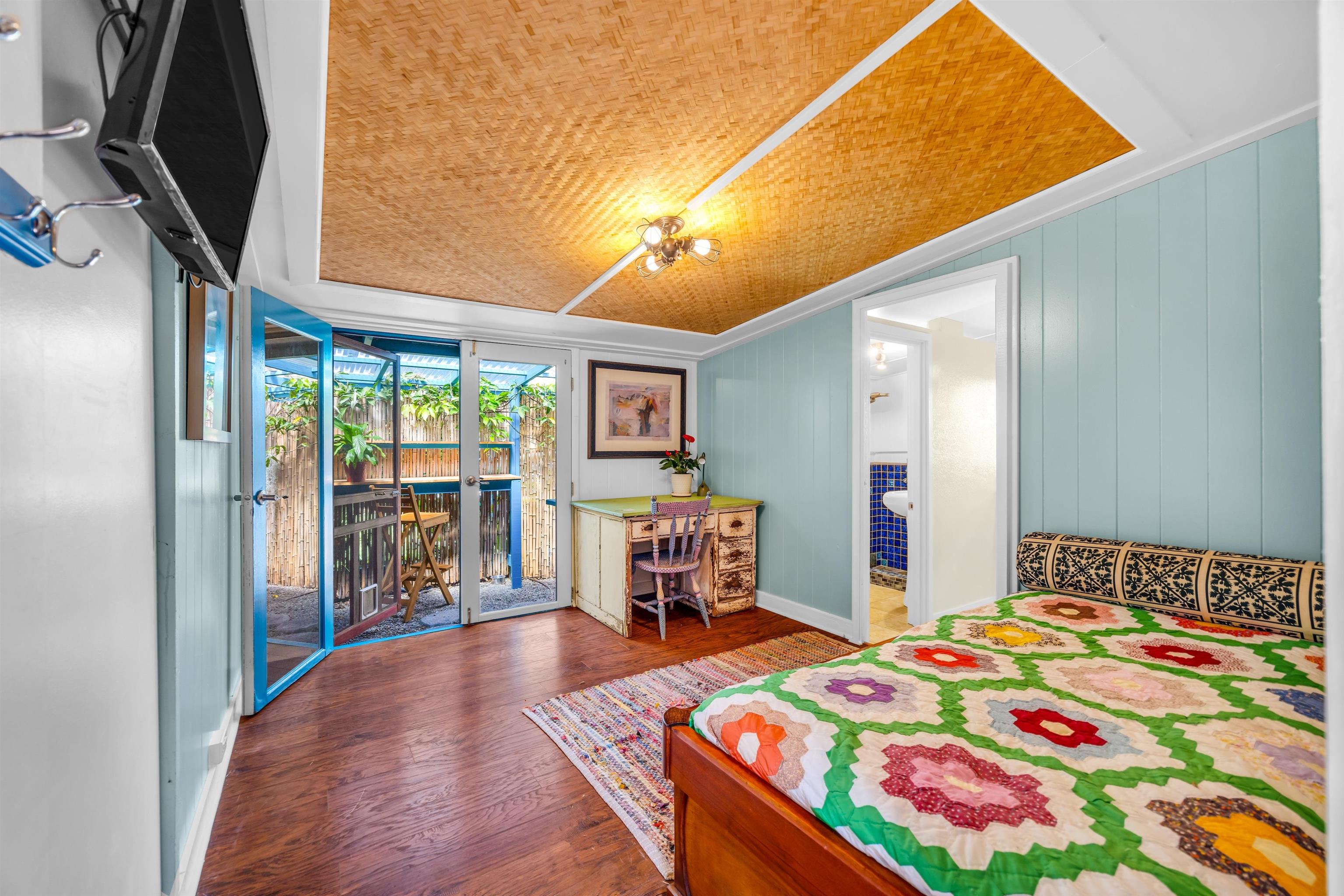 44 Lino Pl