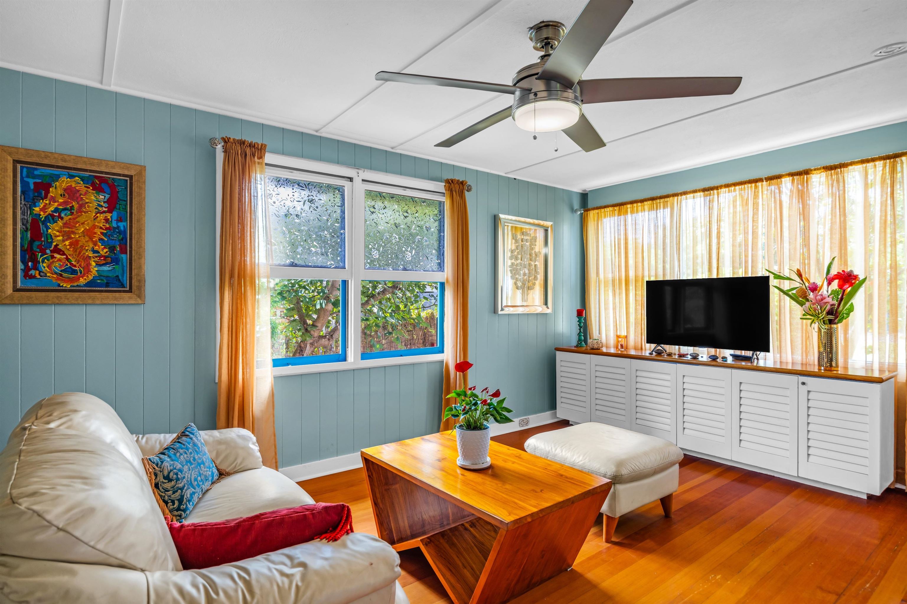 44 Lino Pl