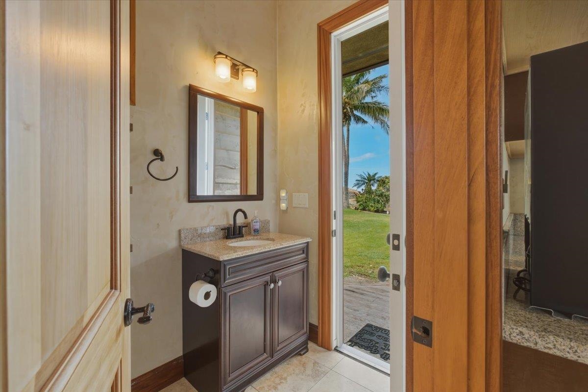 52 illahi Way Unit: B