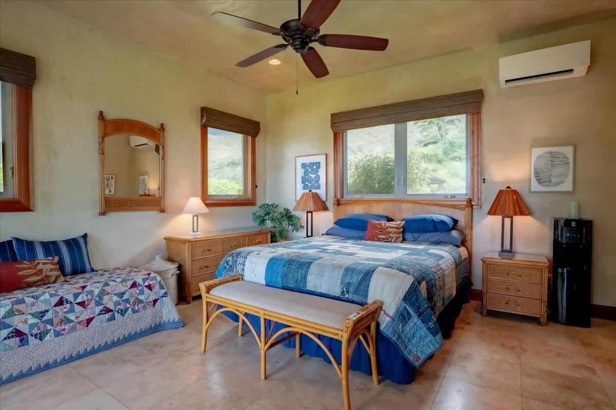 52 illahi Way Unit: B