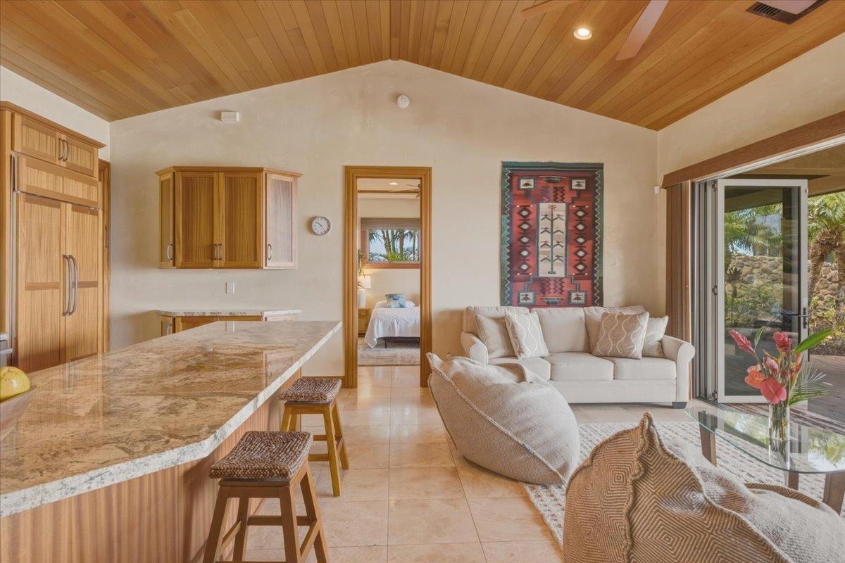 52 illahi Way Unit: B