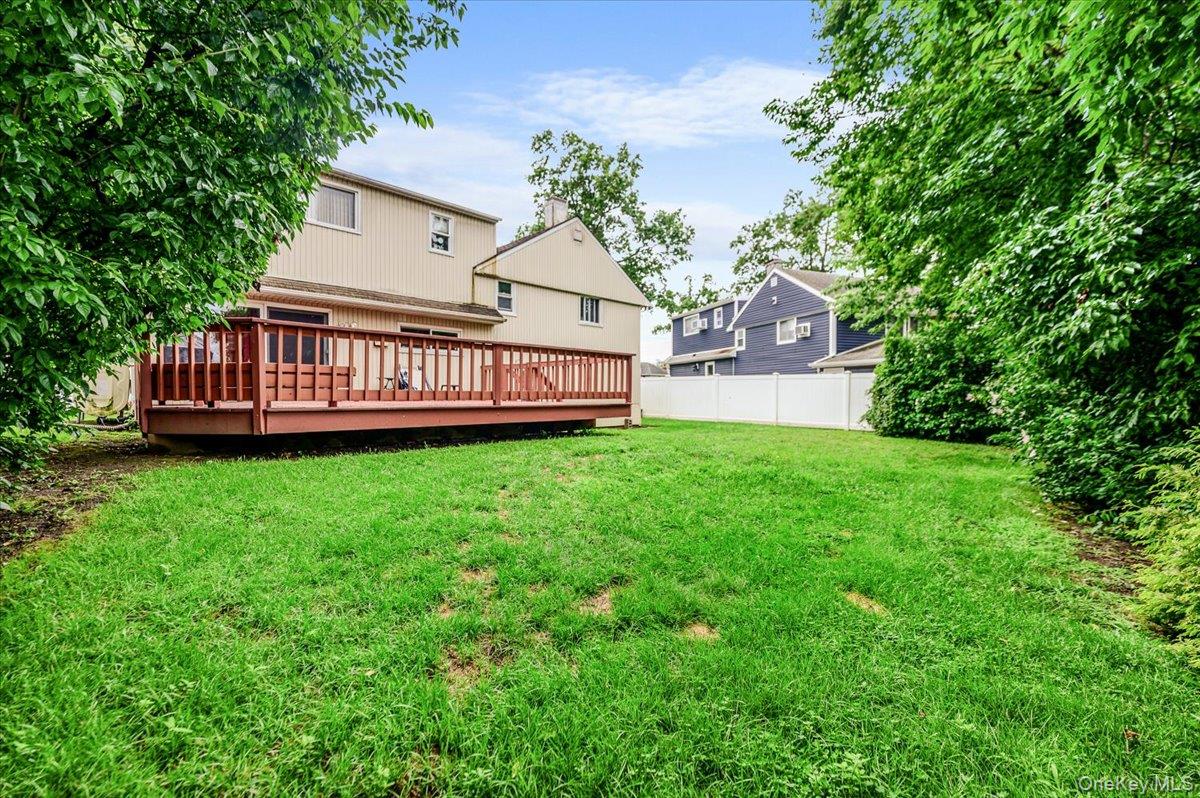 312 W Waukena Avenue