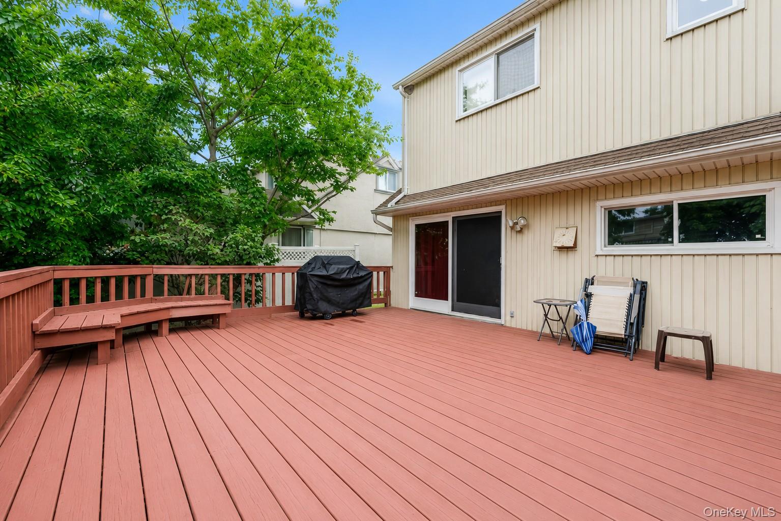 312 W Waukena Avenue