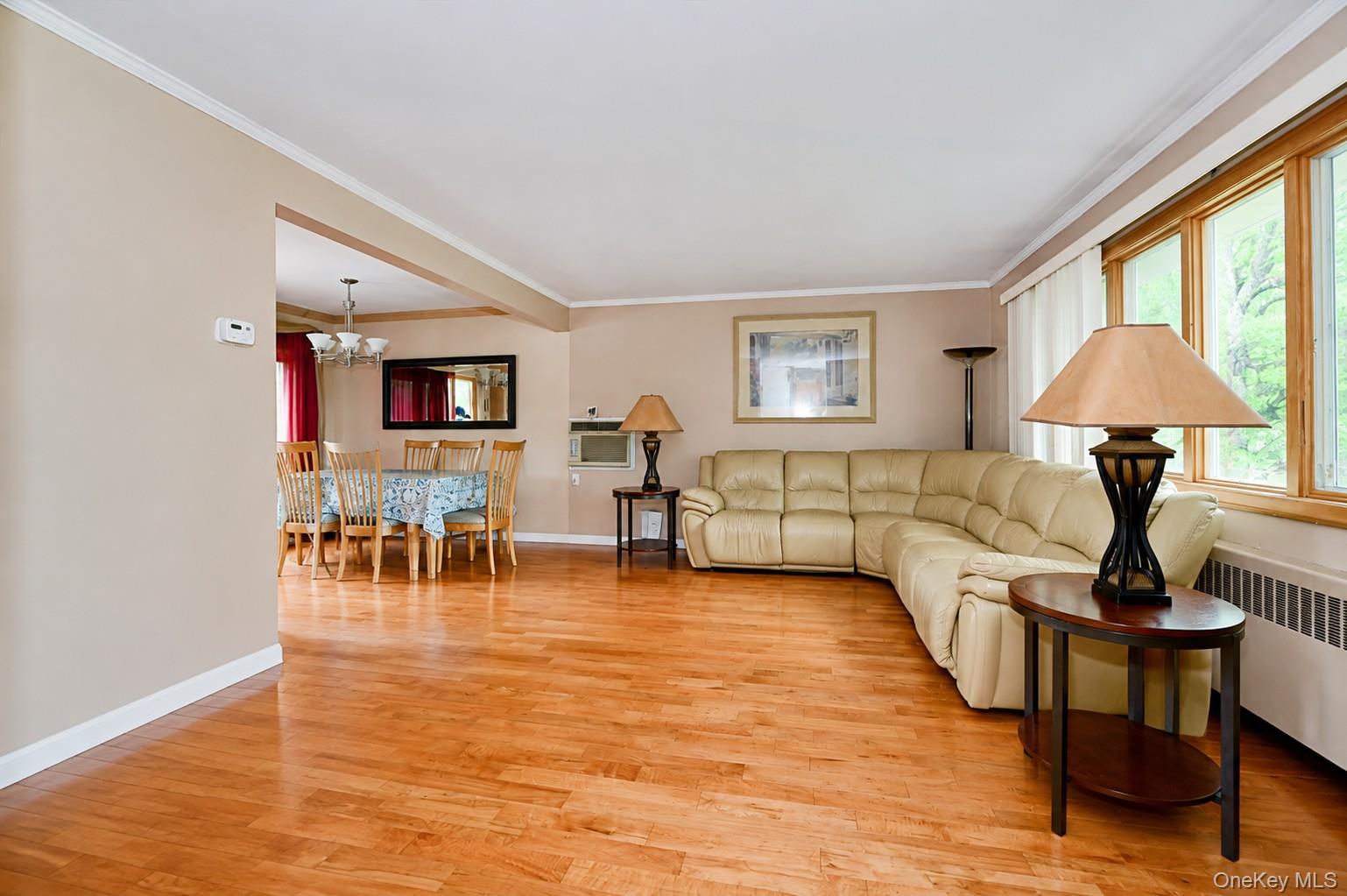 312 W Waukena Avenue
