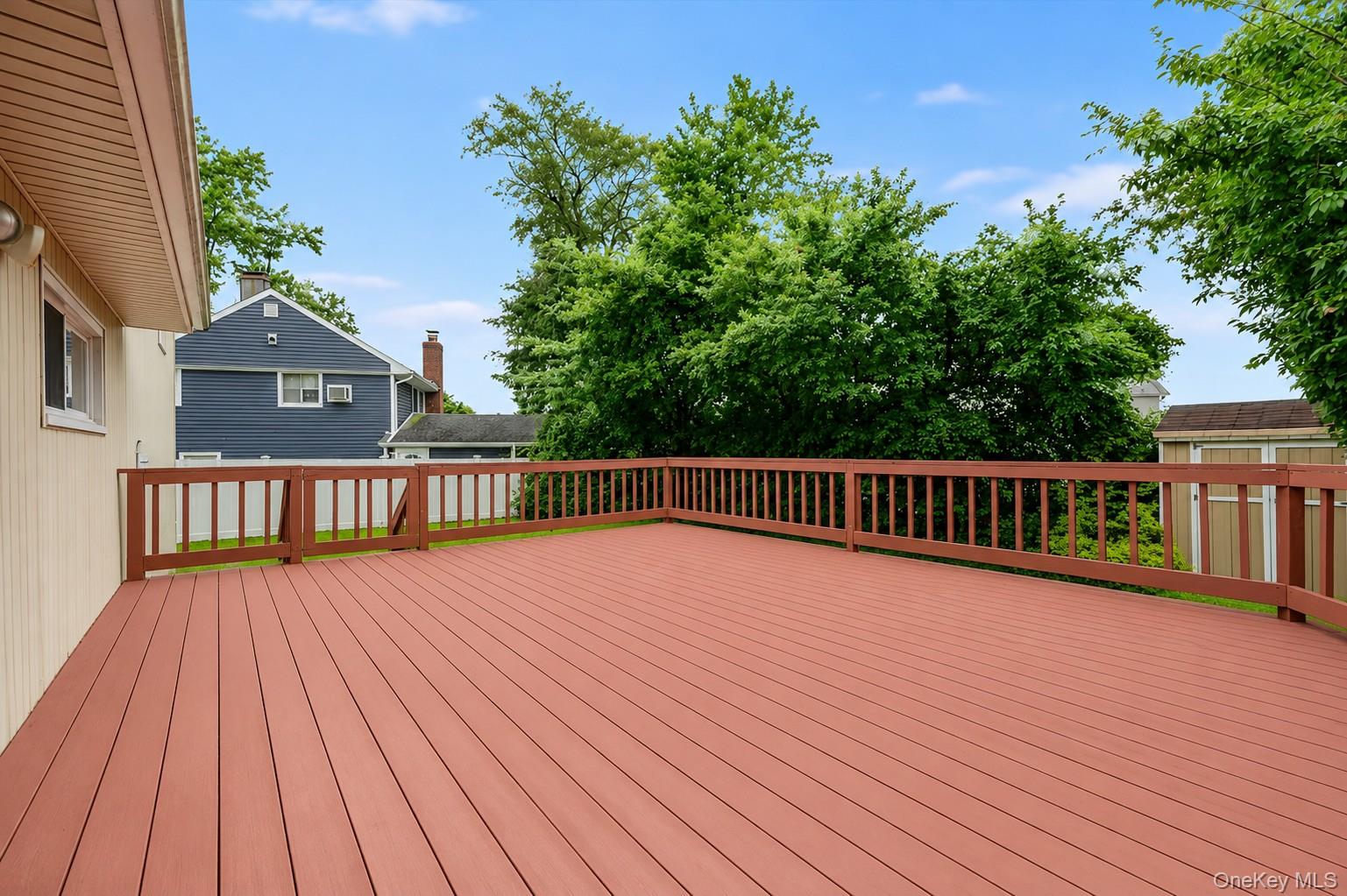 312 W Waukena Avenue