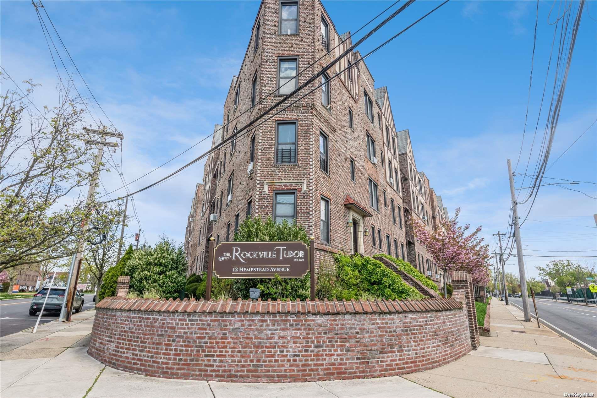 12 Hempstead Avenue Unit: 3T