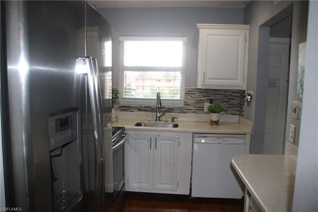 200 Turtle Lake CT # 301
