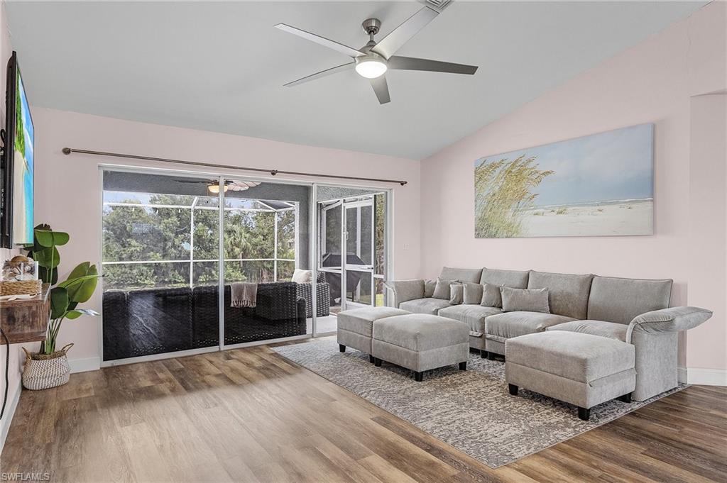2109 NE 25th TER