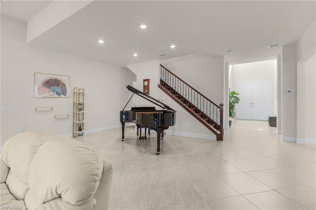 19098 Aqua Shore DR