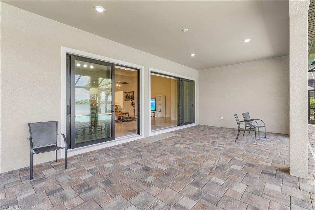 19098 Aqua Shore DR