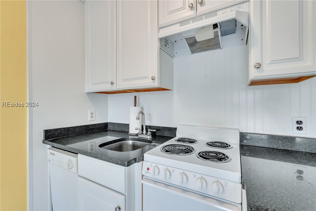 40 Folly Field Road Unit: B150