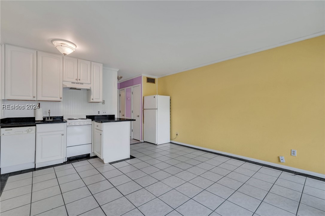 40 Folly Field Road Unit: B150