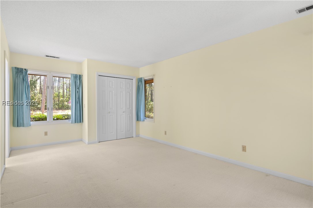 15 Oyster Bay Place
