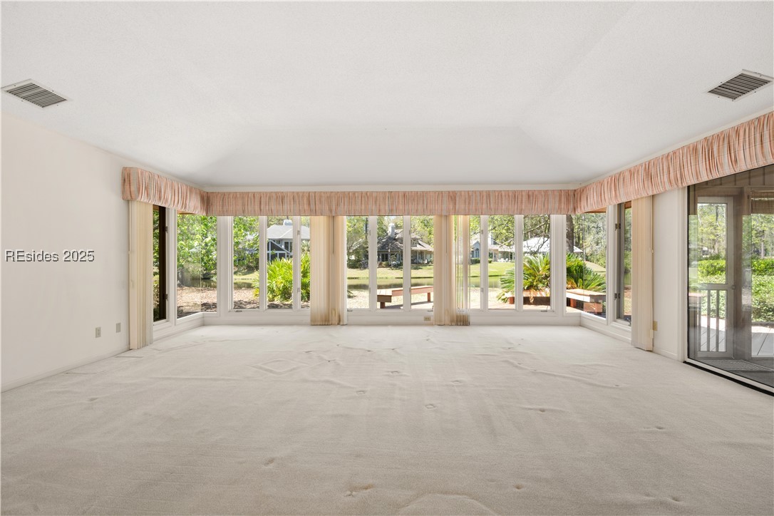 15 Oyster Bay Place
