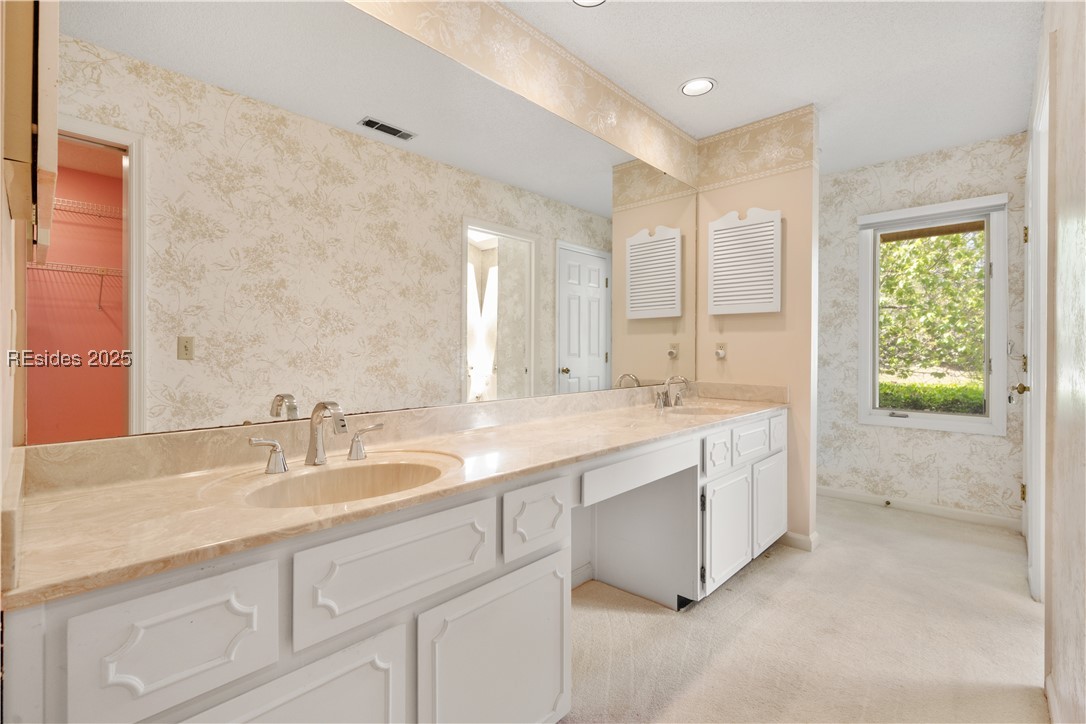 15 Oyster Bay Place