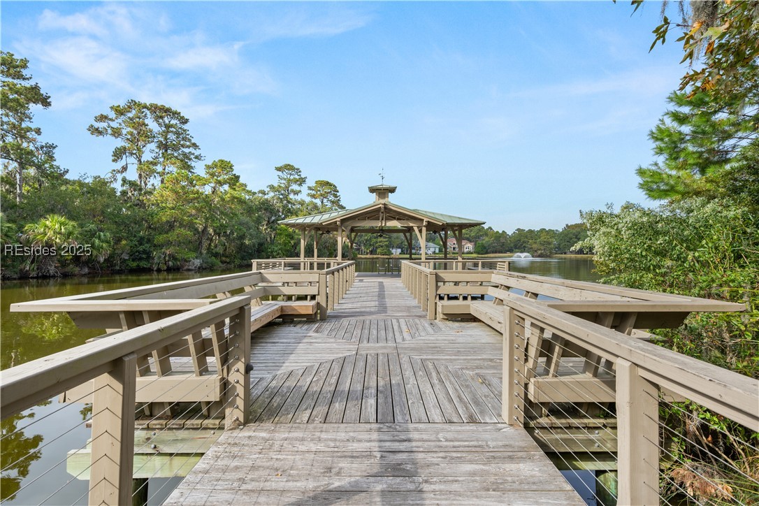 15 Oyster Bay Place