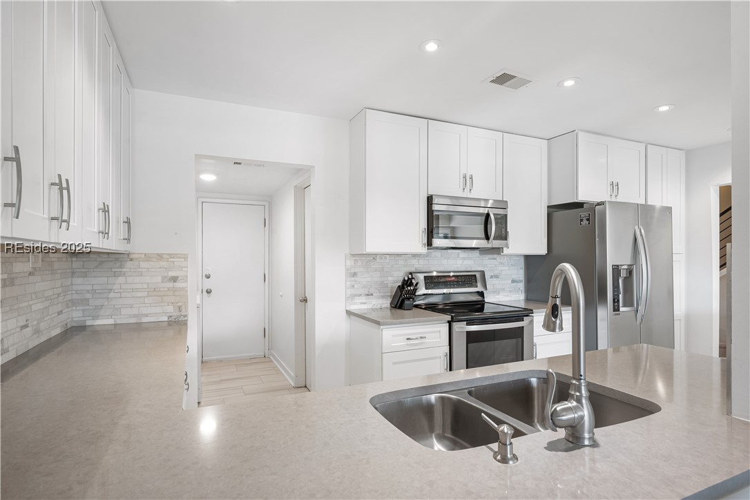15 Carnoustie Road Unit: 5