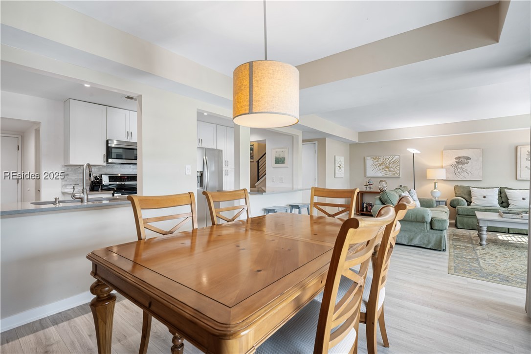 15 Carnoustie Road Unit: 5