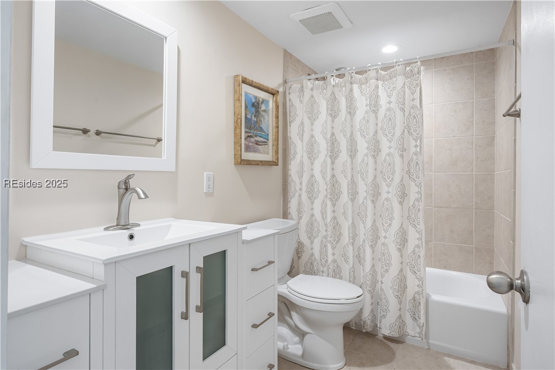 15 Carnoustie Road Unit: 5
