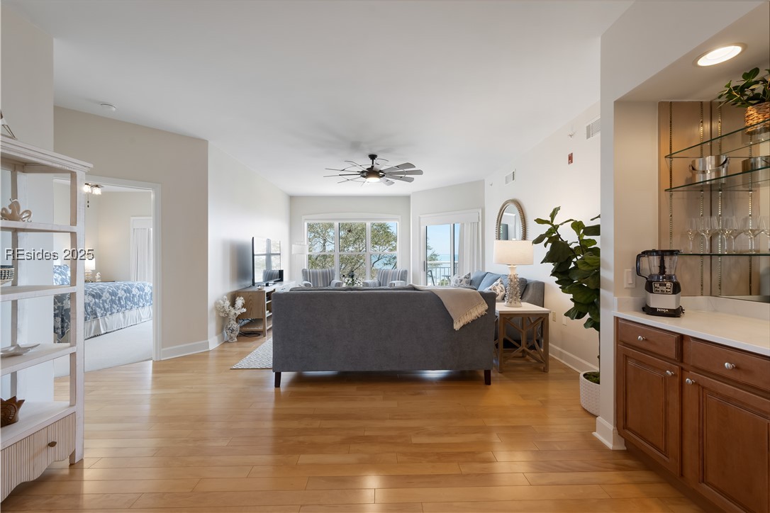 41 Ocean Lane Unit: 6502