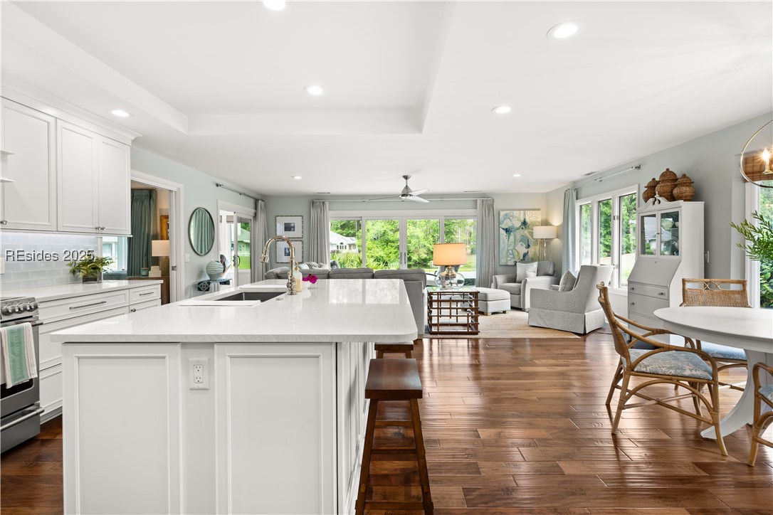 17 Oyster Bay Place